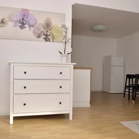 One Bedroom In Oslo, Grefsenveien 25 *